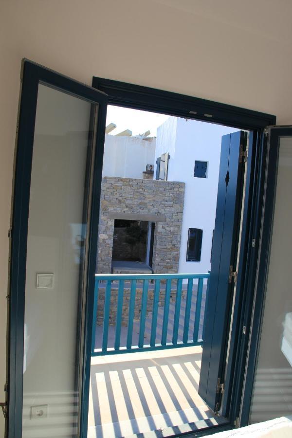 Paros-Memories-Neubau-Villen, Sportpool Aspro Chorio Экстерьер фото