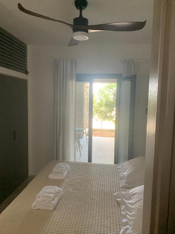 Paros-Memories-Neubau-Villen, Sportpool Aspro Chorio Экстерьер фото